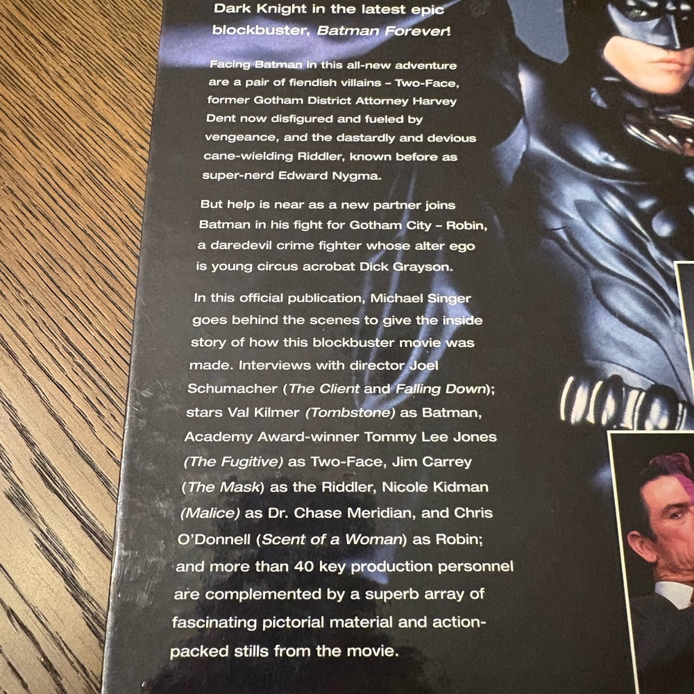 Vintage 1995 Batman Forever The Official Movie Book By Michael Singer
Hardcover - Picture 4 of 16